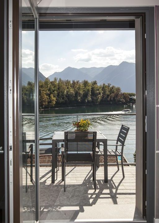 Lago Como Ossuccio Appartamento con Terrazzo e Vista Lago rid-21