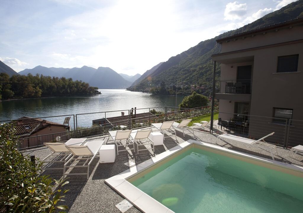 Lago Como Ossuccio Appartamento con Terrazzo e Vista Lago rid-4