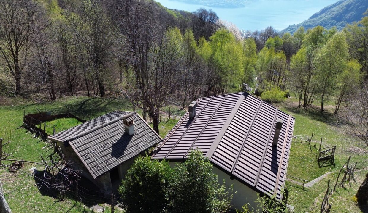 Comer See Gravedona ed Uniti Villa mit Grundstück