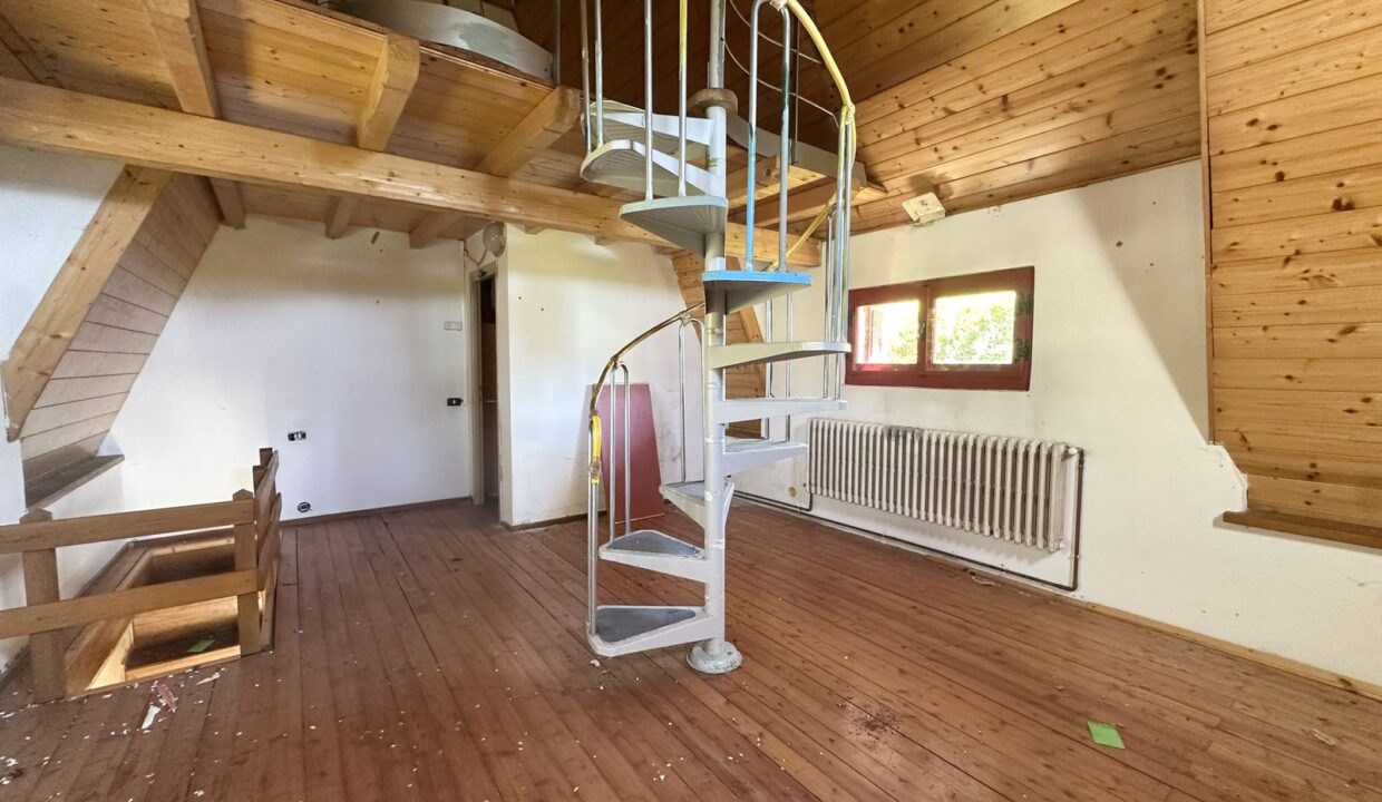 Comer See Gravedona ed Uniti Haus mit Grundstück