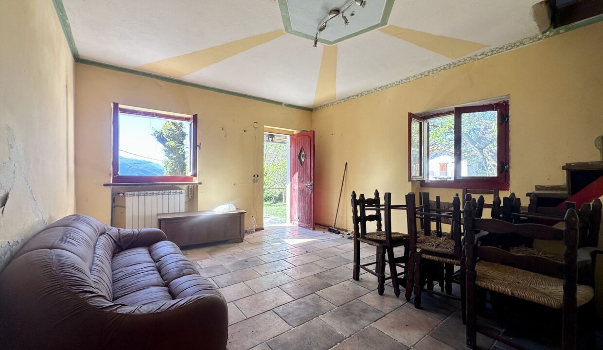 Comer See Gravedona ed Uniti Haus mit Grundstück