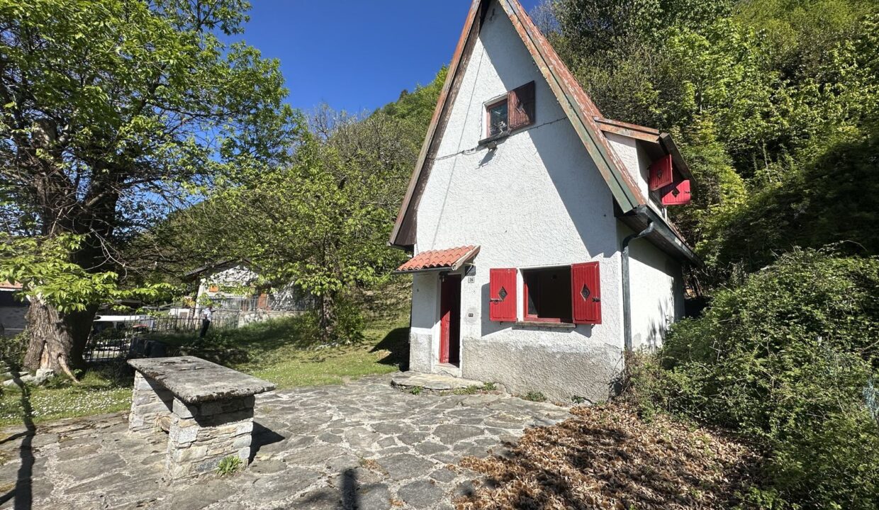 Comer See Gravedona ed Uniti Haus mit Grundstück