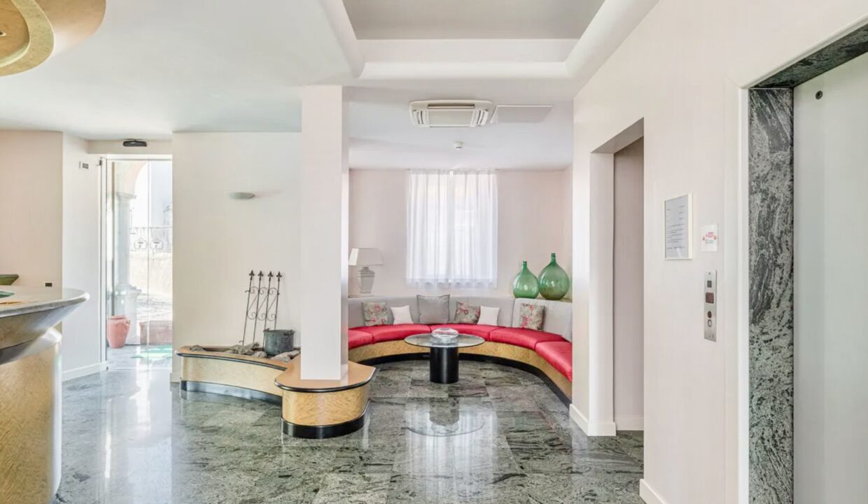 Gravedona ed Uniti Elegantes Hotel mit Pool und Seeblick