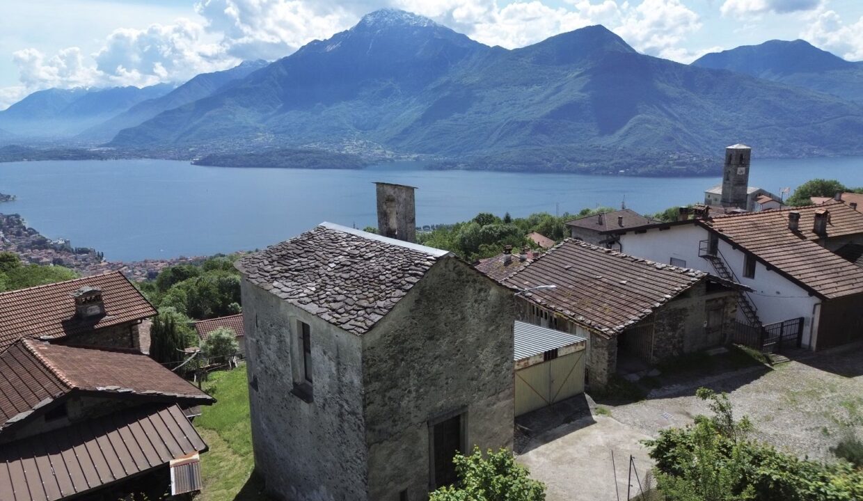 Exklusive restaurierte Immobilie in Gravedona ed Uniti am Comer See