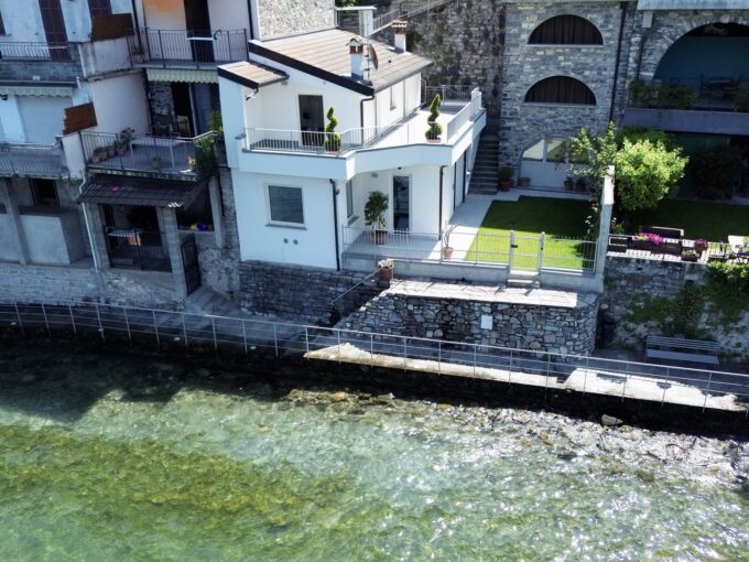Haus Direkt am See mit Garten Lezzeno