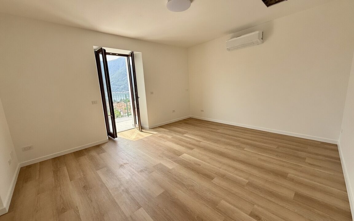 MA070 Lenno