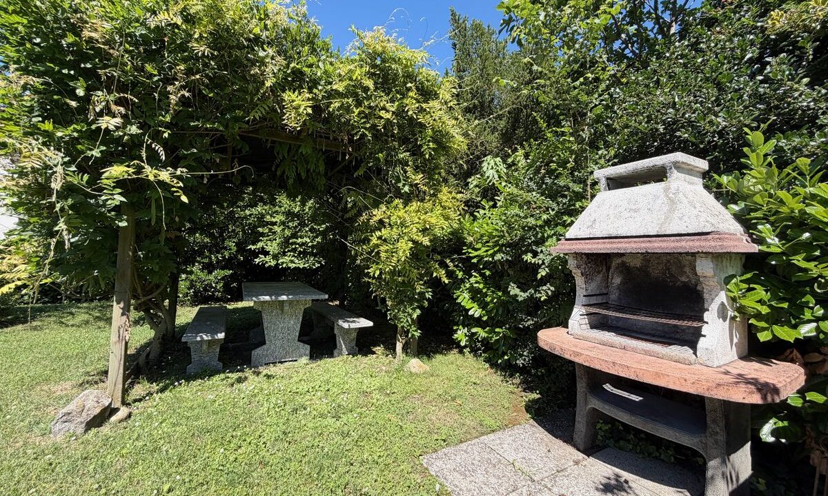 Comer See Sorico Villa mit Garten