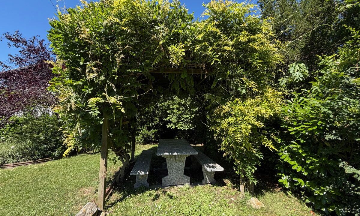 Comer See Sorico Villa mit Garten