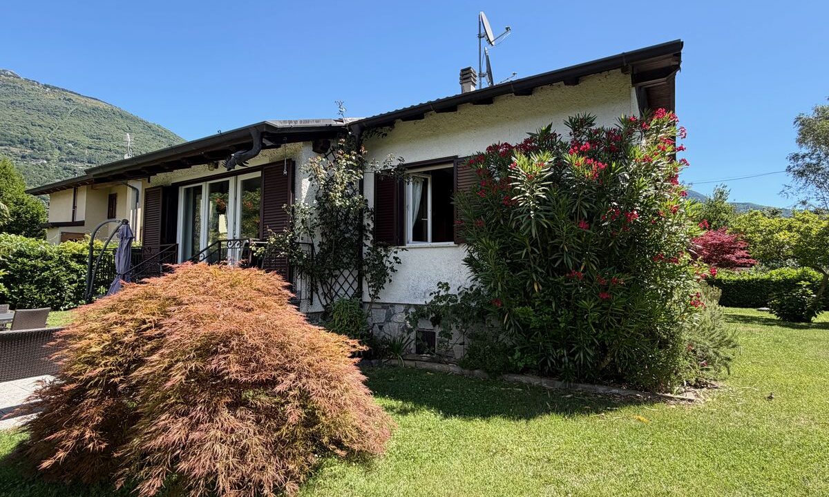 Comer See Sorico Villa mit Garten