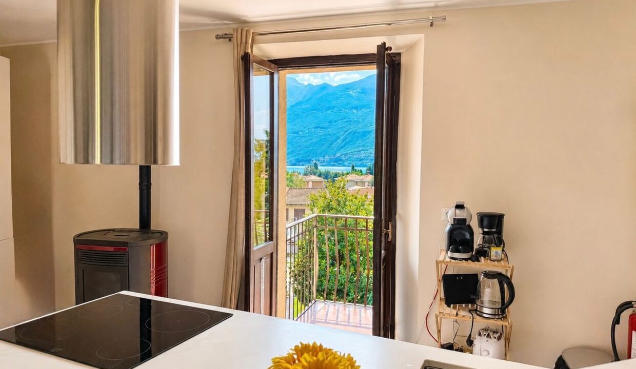 Comer See Gravedona ed Uniti Wohnung mit Balkon