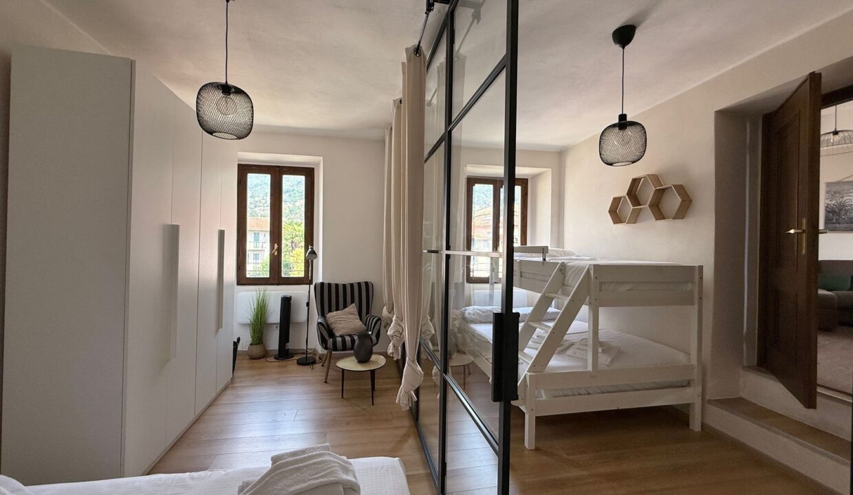 Comer See Gravedona ed Uniti Wohnung mit Balkon