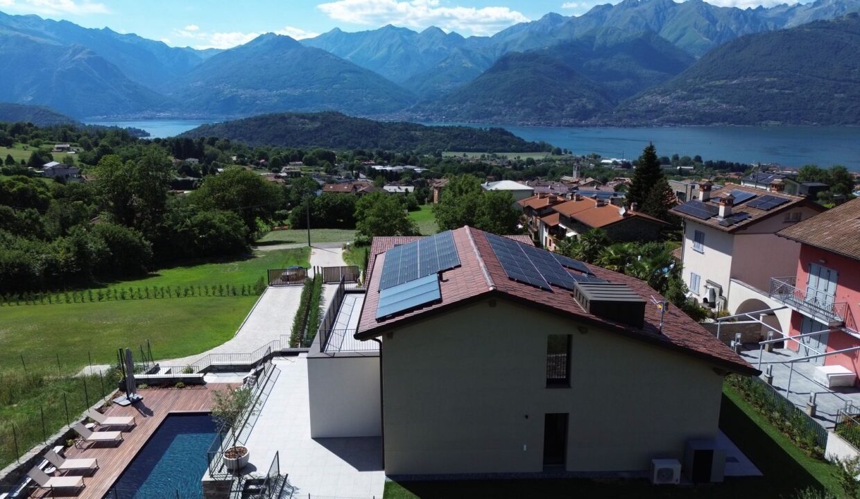 Comer See Colico Villa mit Schwimmbad und Garten