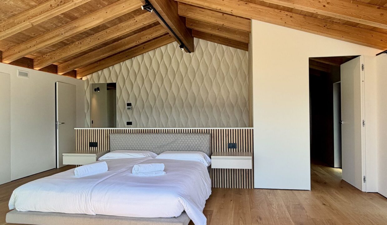 Comer See Colico Villa mit Schwimmbad und Garten