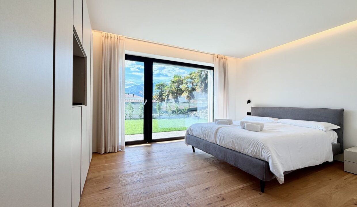 Comer See Colico Villa mit Schwimmbad und Garten