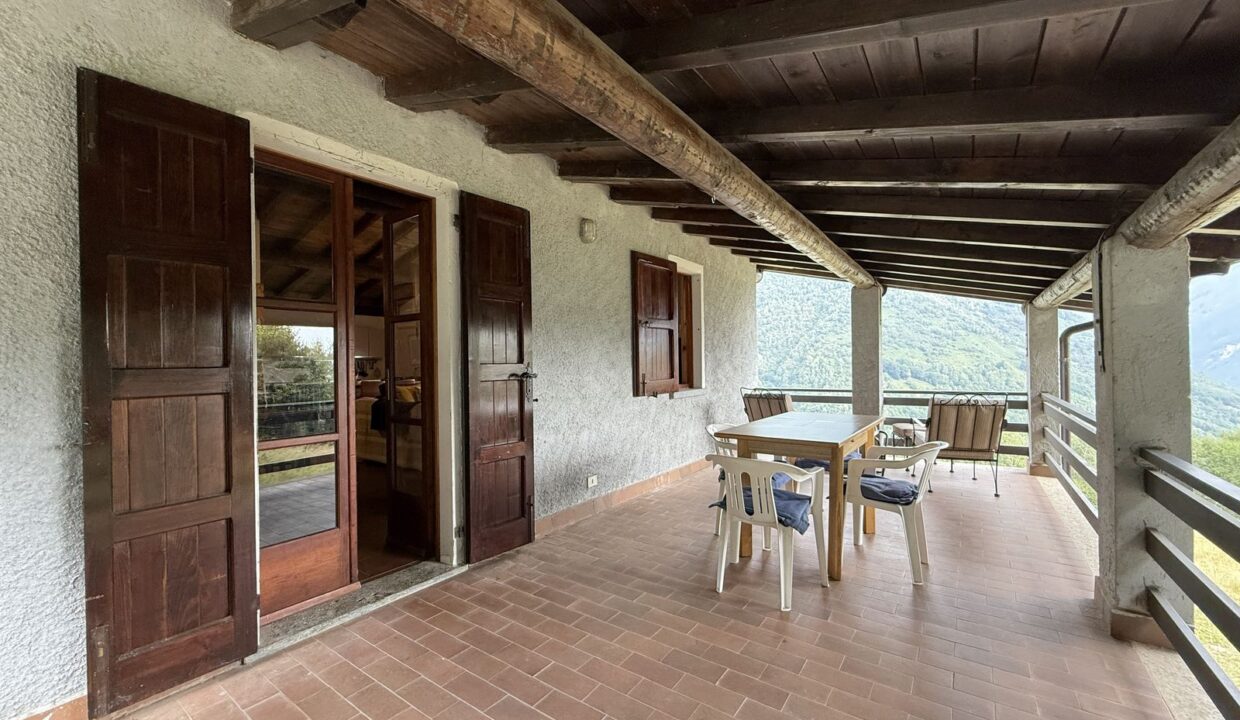 Comer See Gravedona ed Uniti Haus mit Grundstück