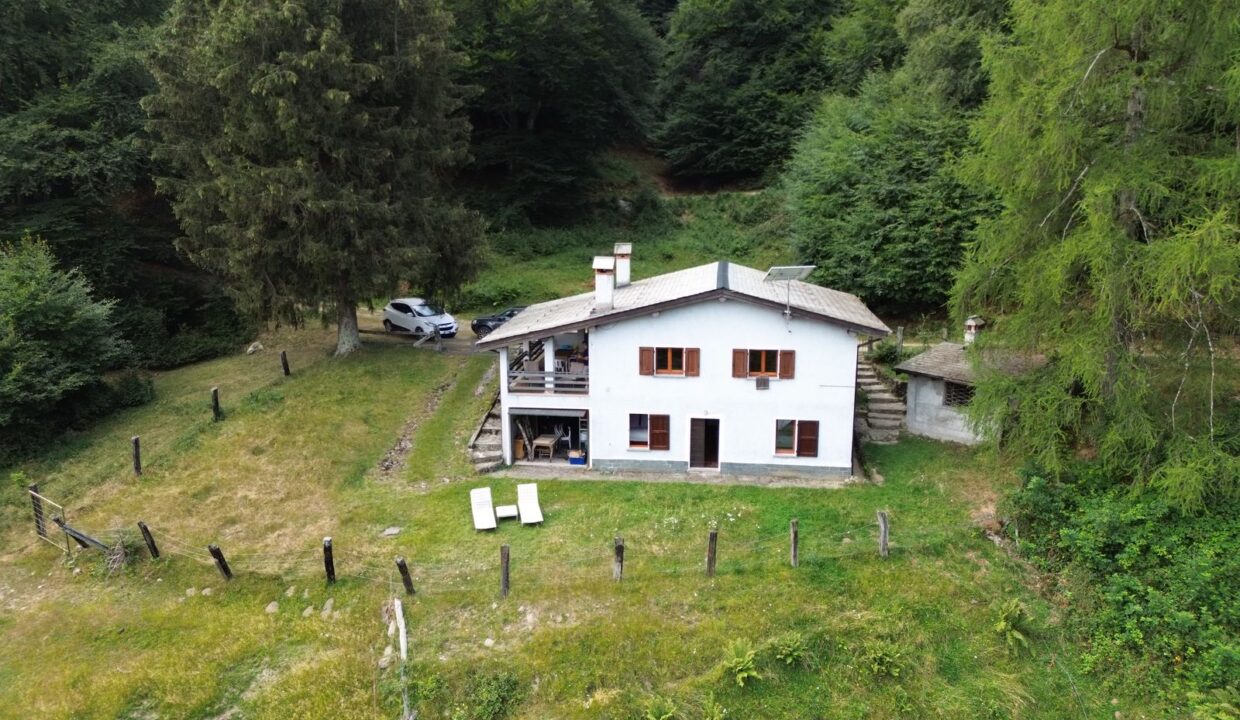Comer See Gravedona ed Uniti Haus mit Grundstück