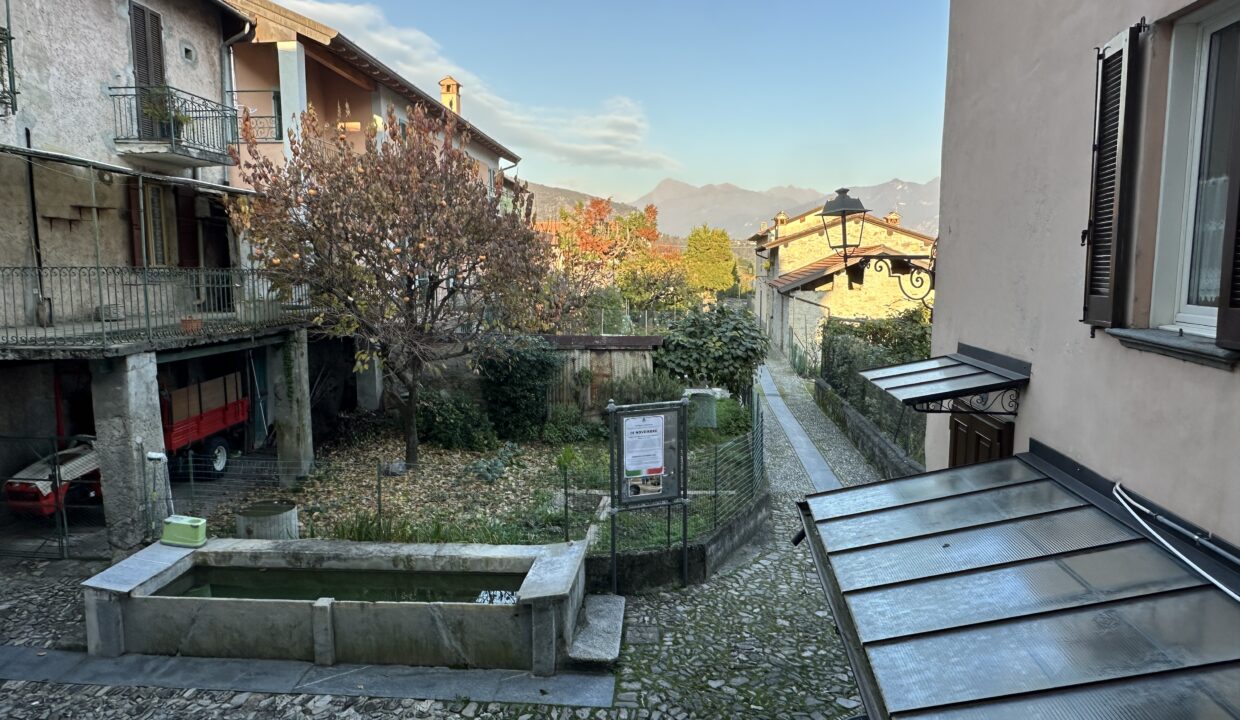 Porzione di Casa a Lenno 16