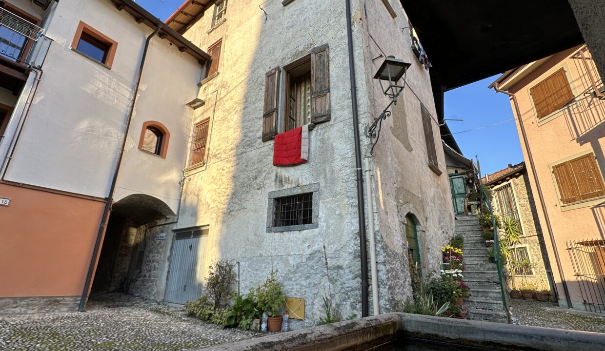 Porzione di Casa a Lenno 19