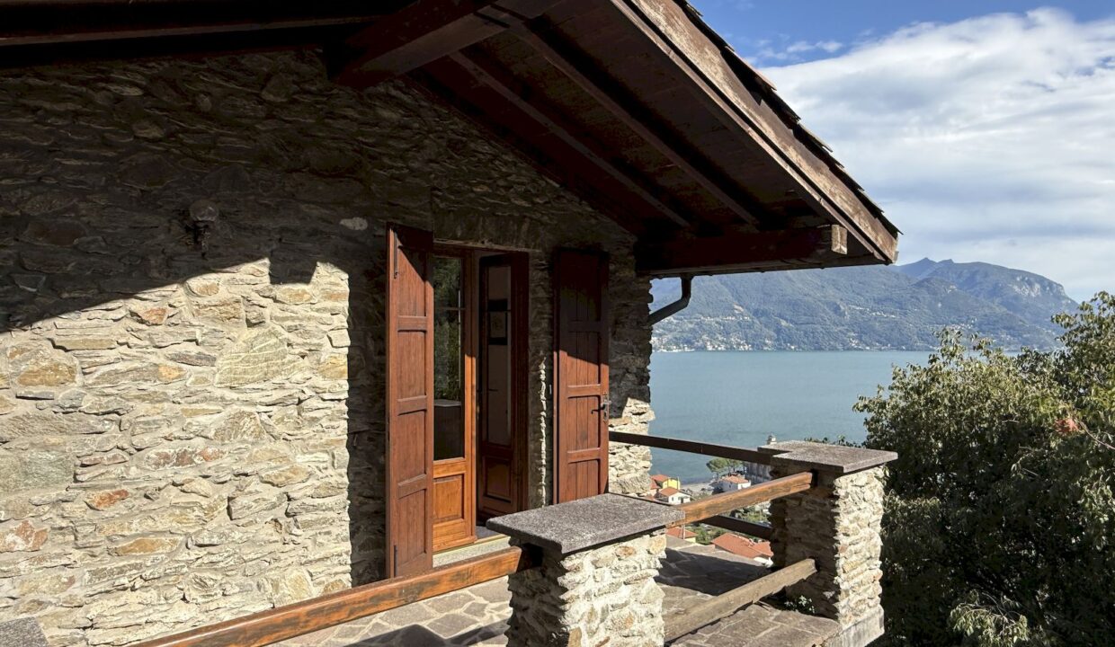 Comer See San Siro Natursteinhaus mit Garten und Seeblick