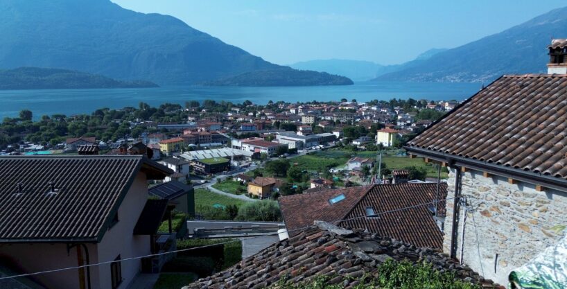 Comer See Domaso Natursteinhaus mit traumhaftem Seeblick