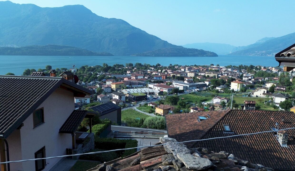Comer See Domaso Natursteinhaus mit traumhaftem Seeblick