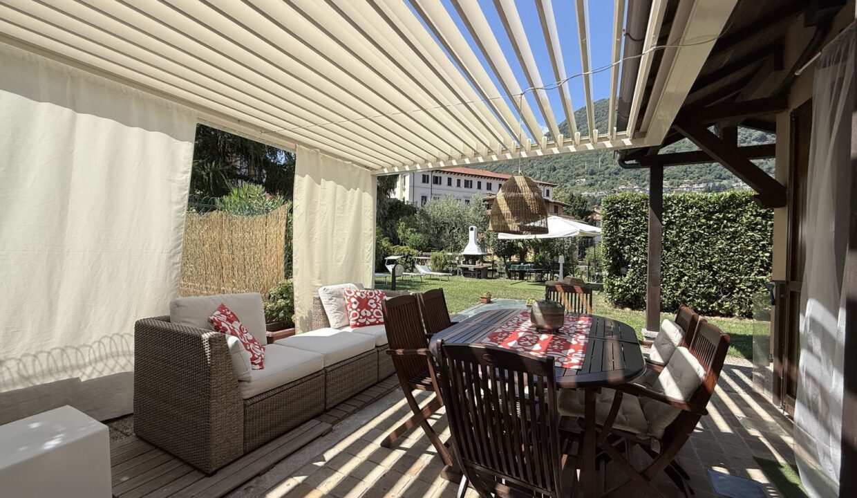Comer See Gravedona ed Uniti Haus mit Garten und Garage