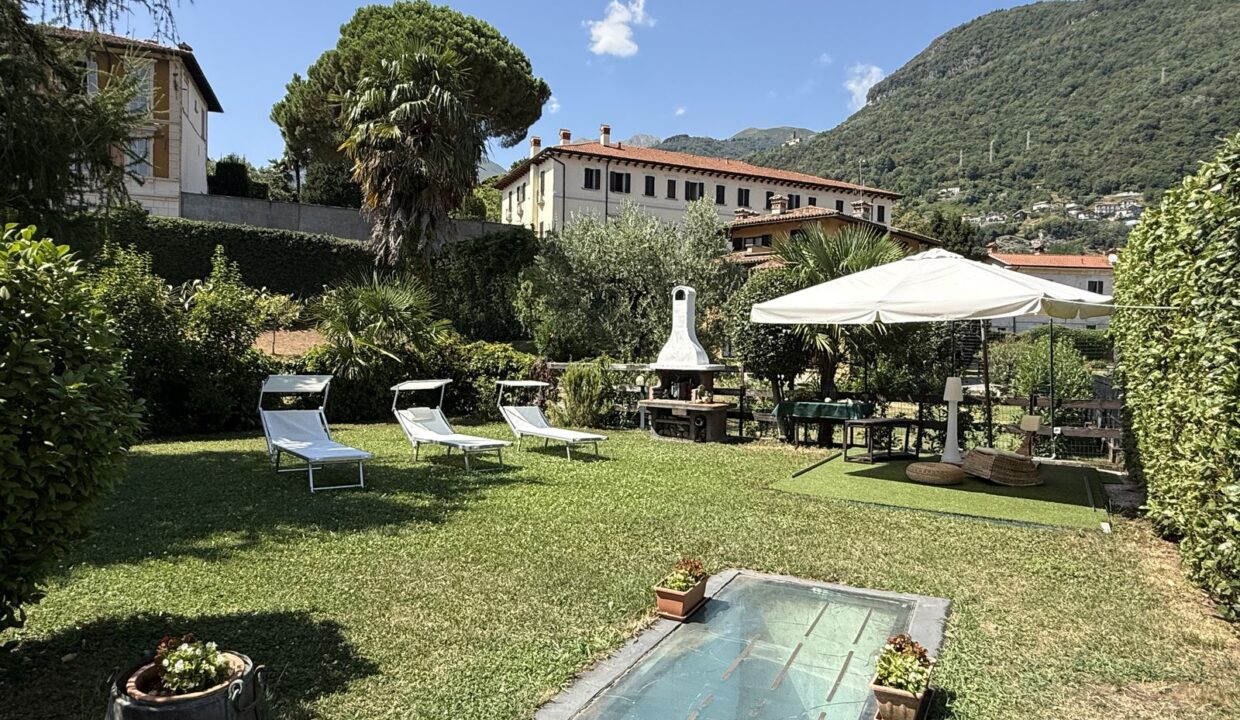Comer See Gravedona ed Uniti Haus mit Garten und Garage