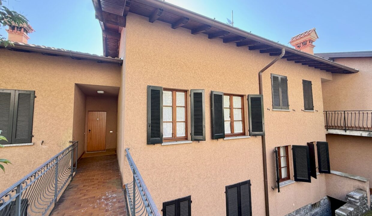 Comer See Wohnung Direkt am See mit Terrasse - Musso