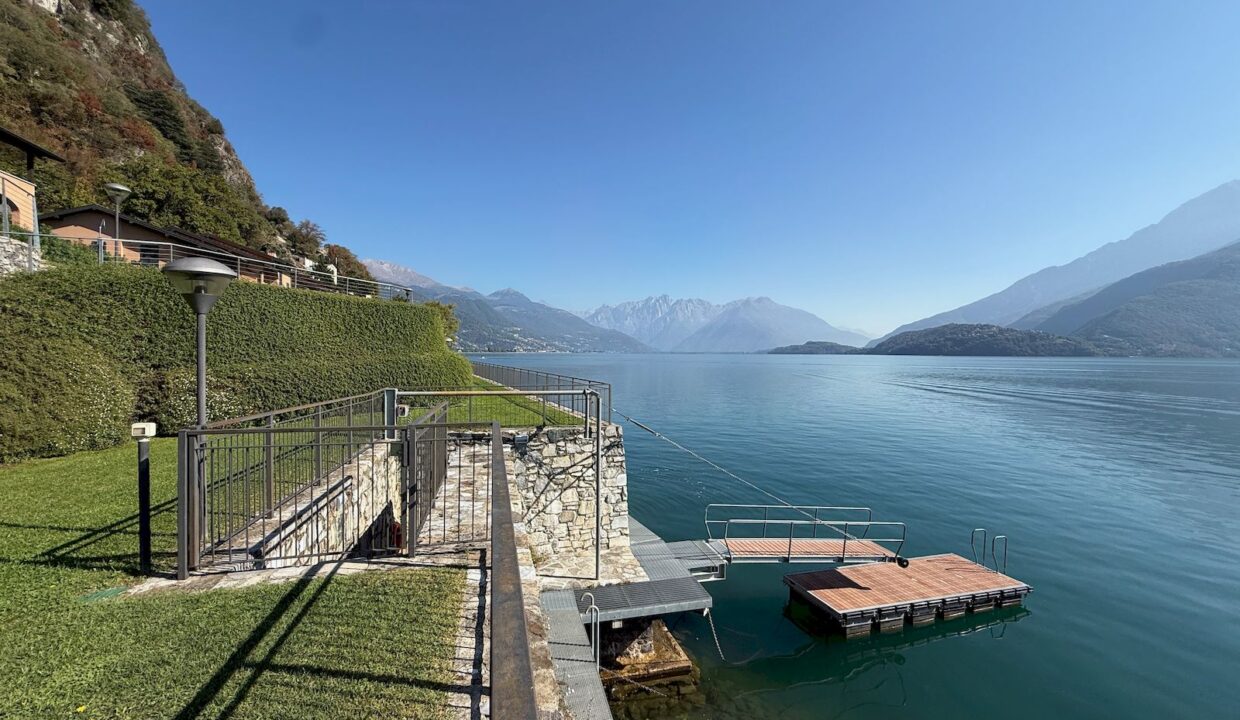 Comer See Wohnung Direkt am See mit Terrasse - Musso