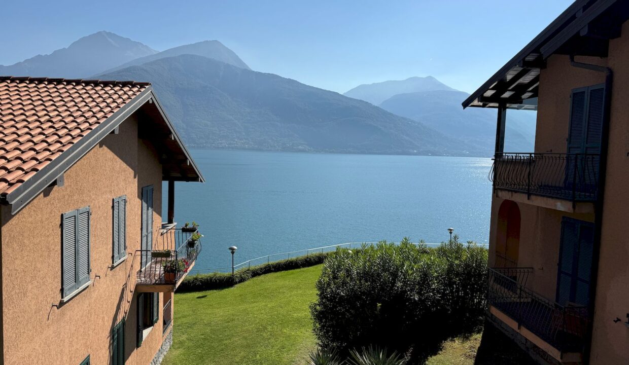 Comer See Wohnung Direkt am See mit Terrasse - Musso