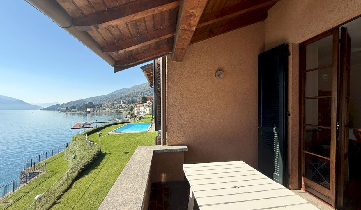 Comer See Wohnung Direkt am See mit Terrasse - Musso