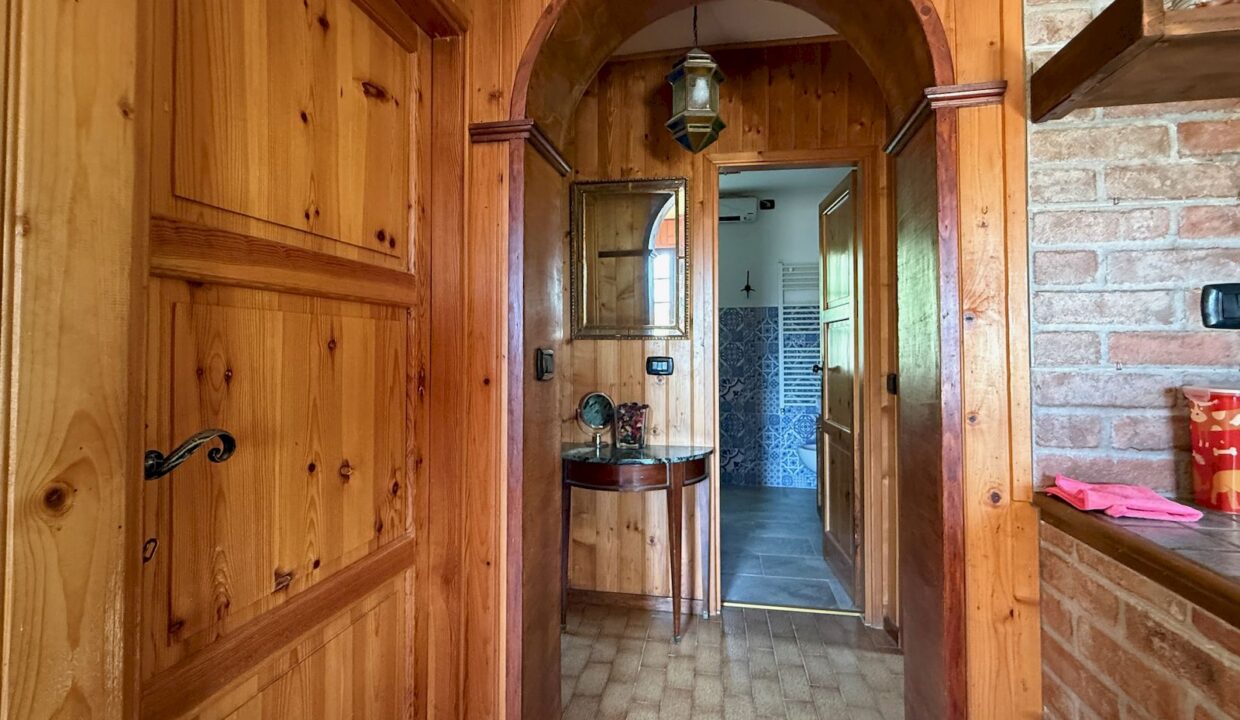 Comer See Haus mit Garten und Parkplatz