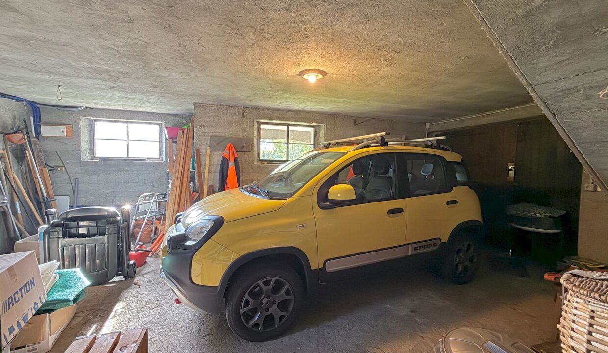 Comer See Haus mit Garten und Parkplatz