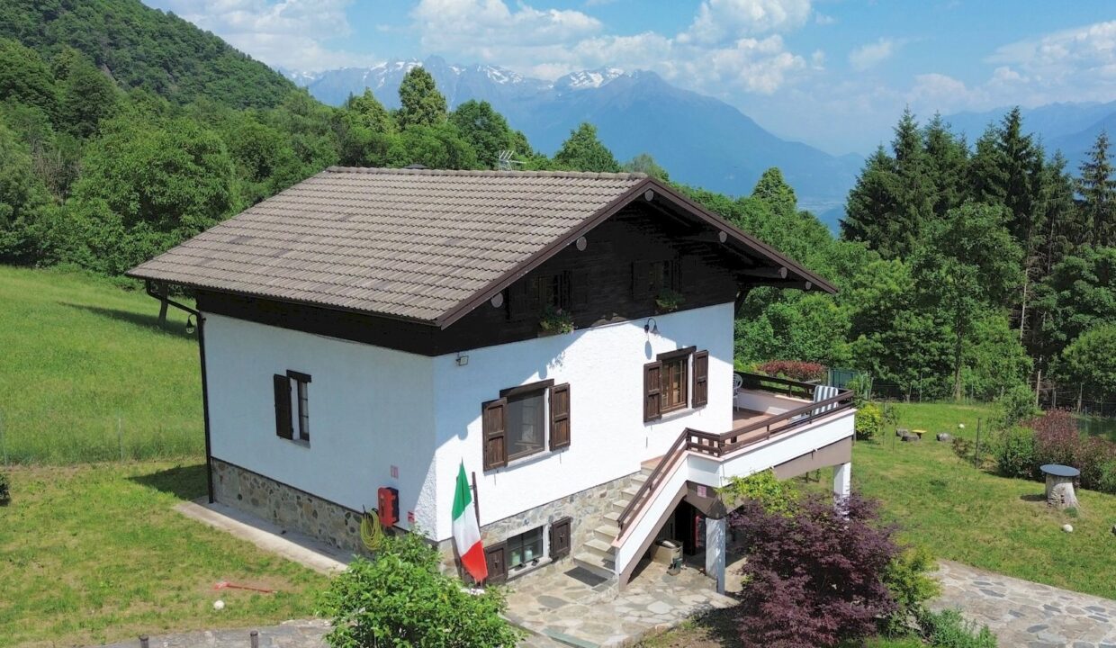 Comer See Haus mit Garten und Parkplatz