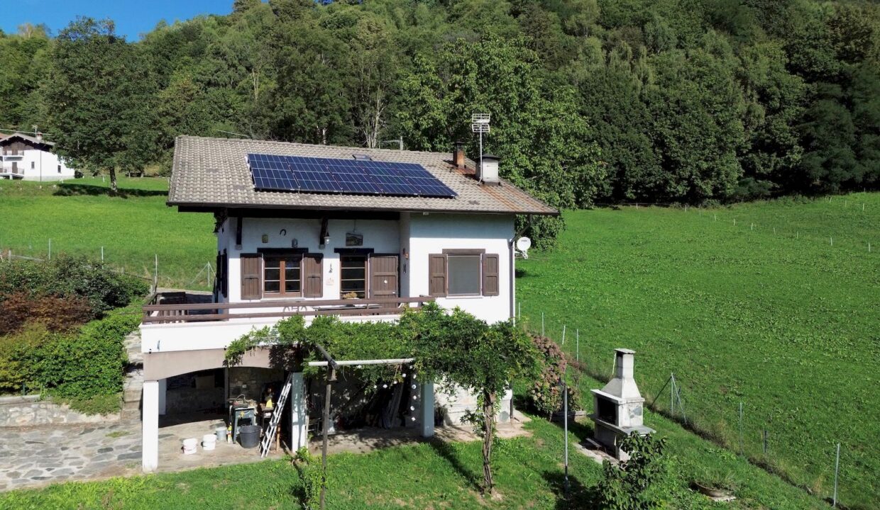 Comer See Haus mit Garten und Parkplatz