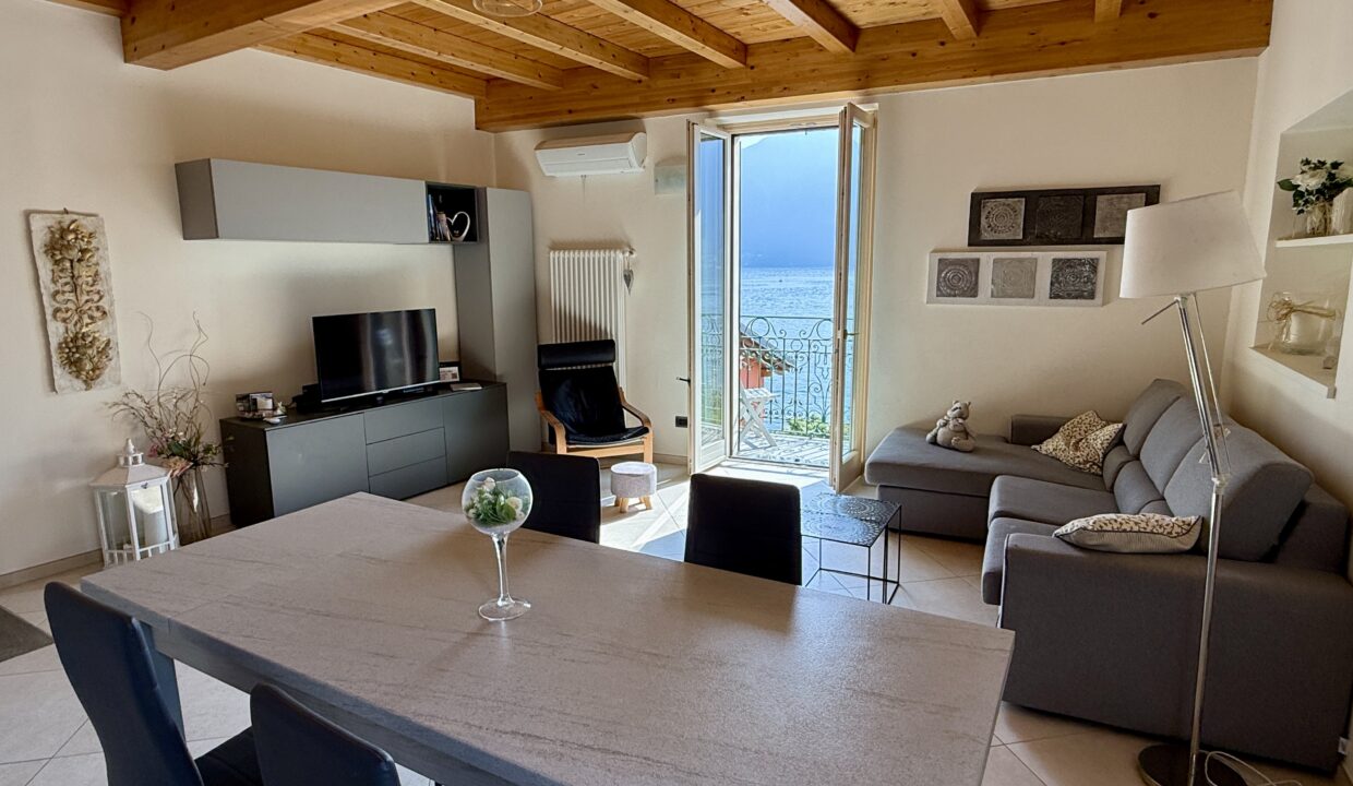 Nuove MC084 - Sala Comacina Nuove4