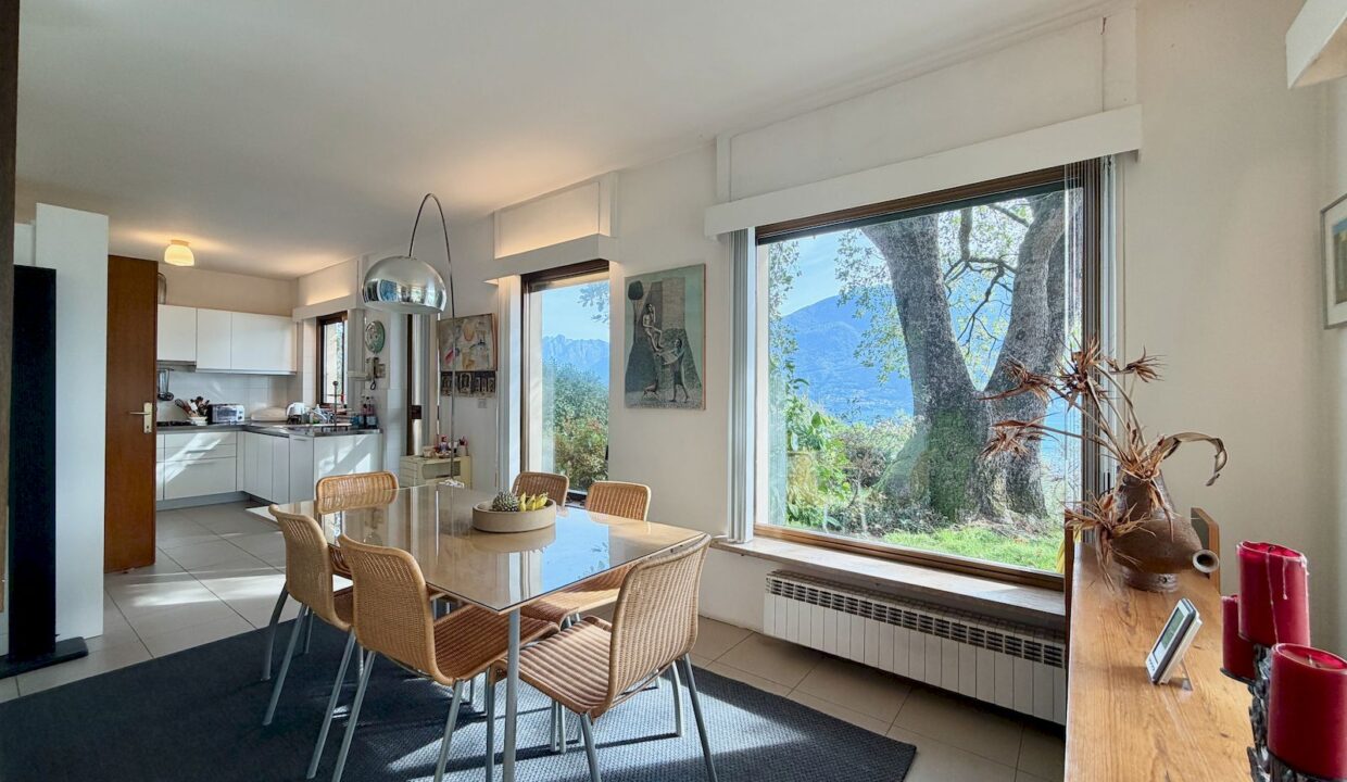 Comer See Villa mit Schwimmbad und Garten Pianello Lario