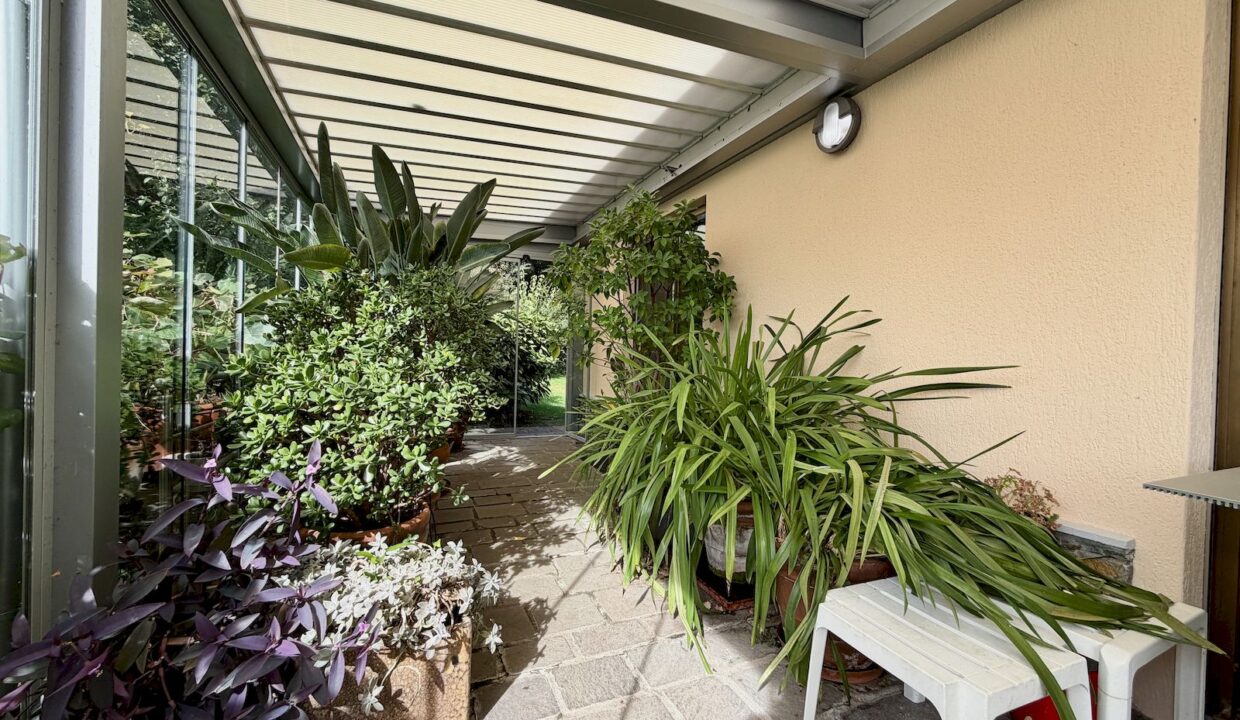 Comer See Villa mit Schwimmbad und Garten Pianello Lario