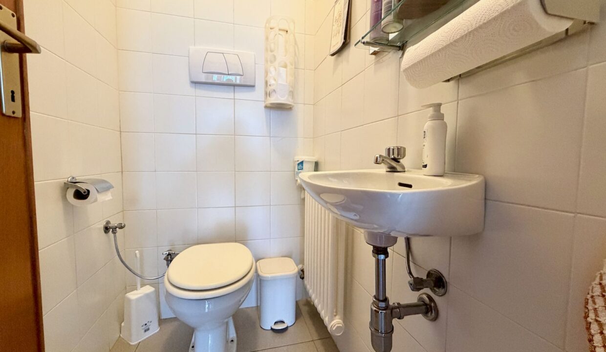 Comer See Villa mit Schwimmbad und Garten Pianello Lario