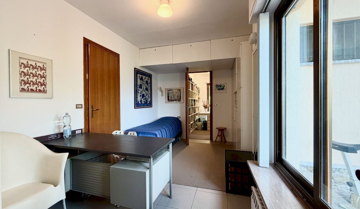 Comer See Villa mit Schwimmbad und Garten Pianello Lario