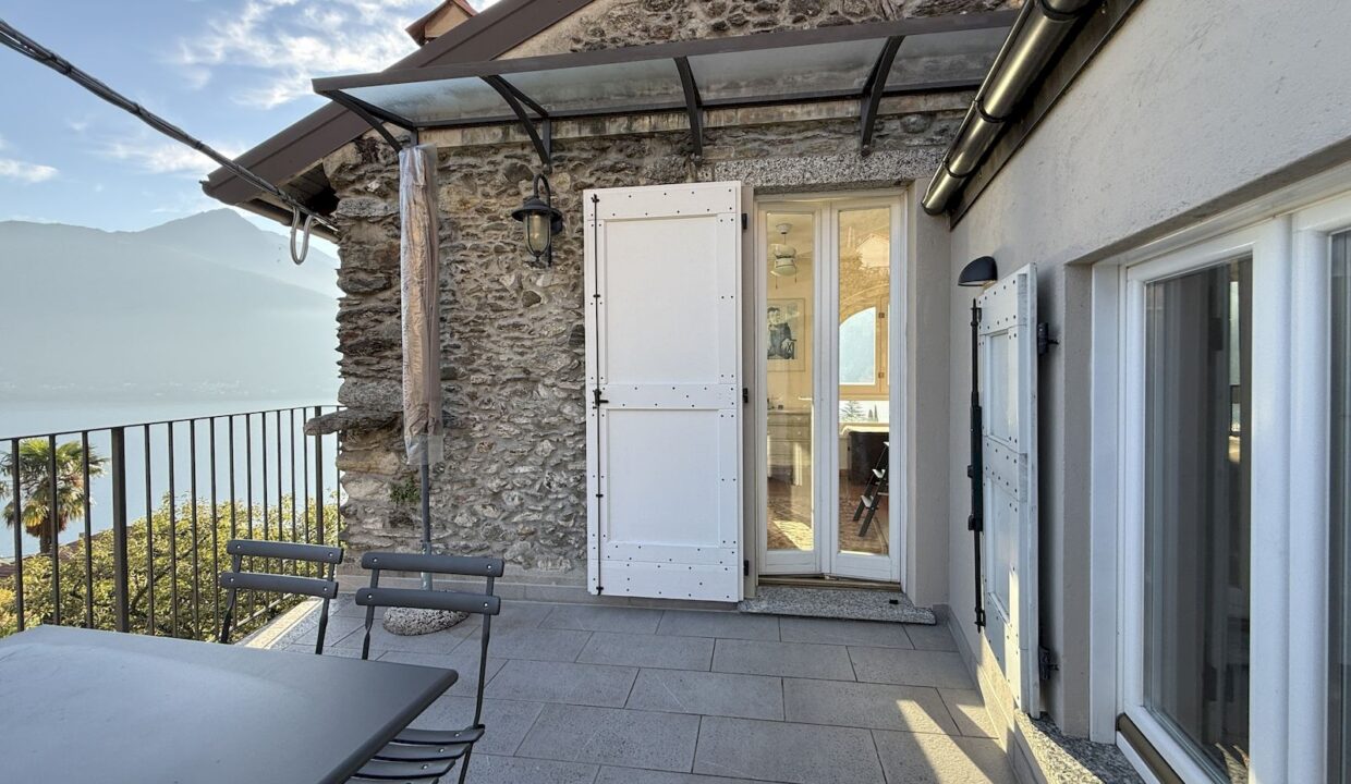 Cremia Restauriertes Landhaus mit Garten und Seeblick