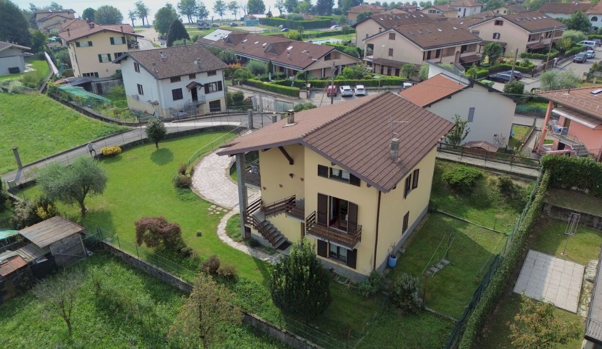 Comer See Dongo Villa mit Garten un Seeblick